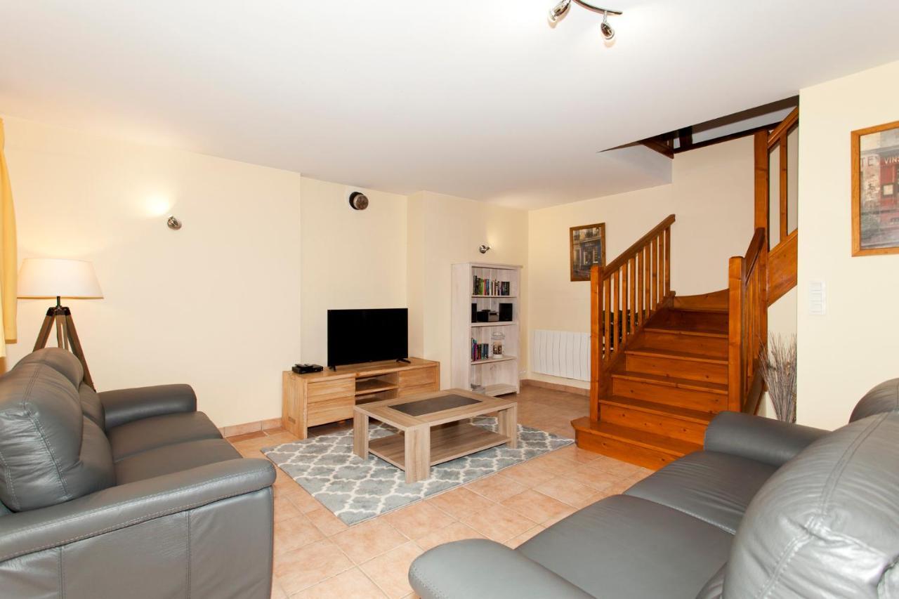 Stone Cottage With Modern Cosy Interior Near To Josselin Perfect Retreat For Writers Or Star Gazers Guégon Εξωτερικό φωτογραφία